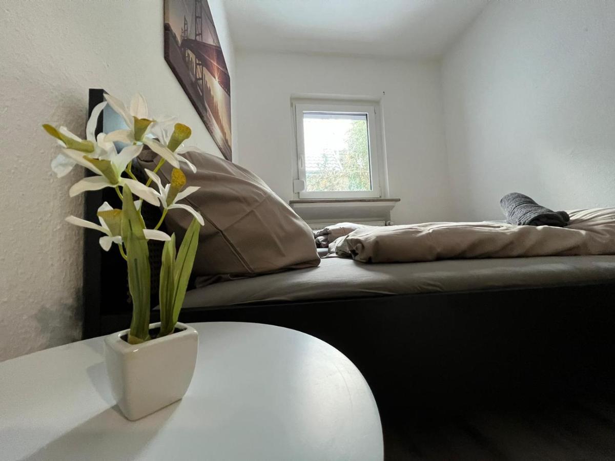 Schoenes Einfaches Zimmer In Oldenburg 109 Apartment ภายนอก รูปภาพ