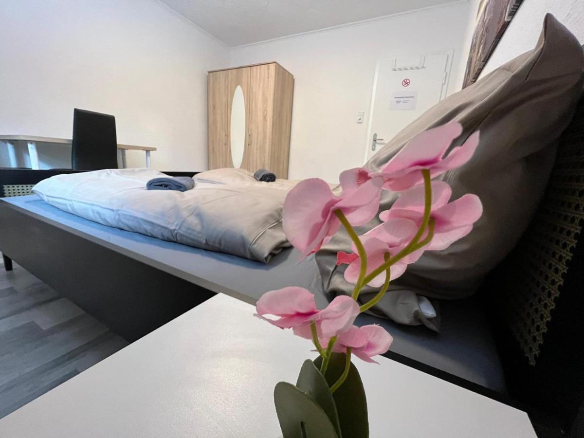 Schoenes Einfaches Zimmer In Oldenburg 109 Apartment ภายนอก รูปภาพ