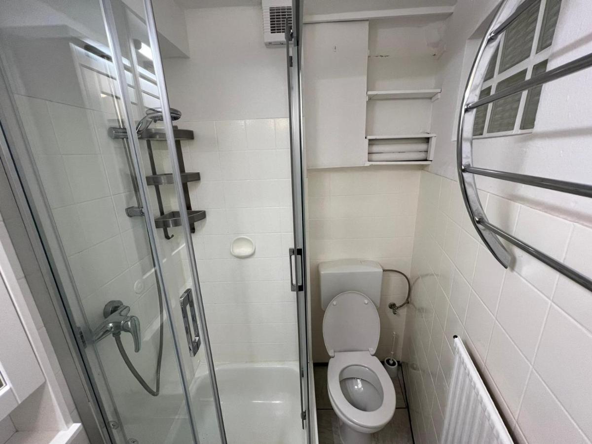 Schoenes Einfaches Zimmer In Oldenburg 109 Apartment ภายนอก รูปภาพ